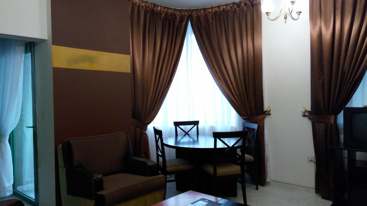 Royal Crown Suites Sharjah Exterior photo
